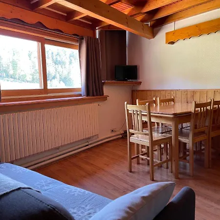 Apartment Le Saporta- Et Meubles De Tourisme
