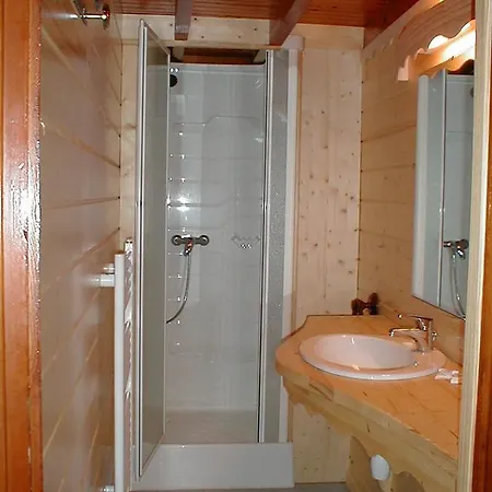 Apartment Le Saporta- Et Meubles De Tourisme Le Lioran