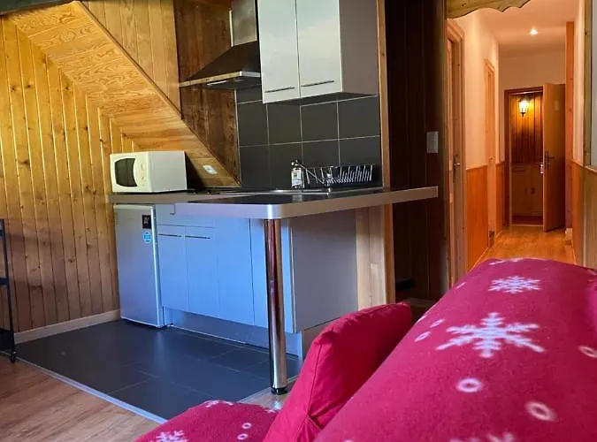 Le Saporta- Et Meubles De Tourisme *