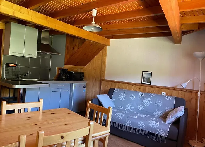 Le Saporta- Et Meubles De Tourisme